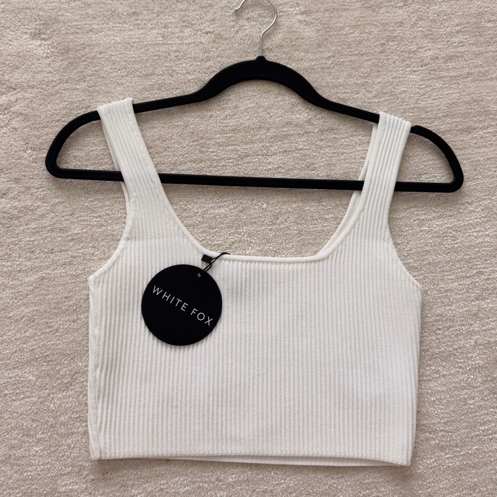 White fox boutique white ribbed crop tank top NWT